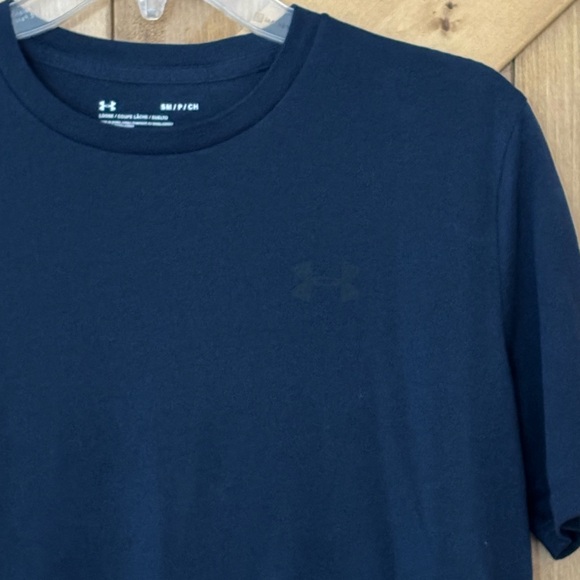 Men's Under Armour Heatgear Short Sleeve Tee in Navy | Small - Picture 2 of 4